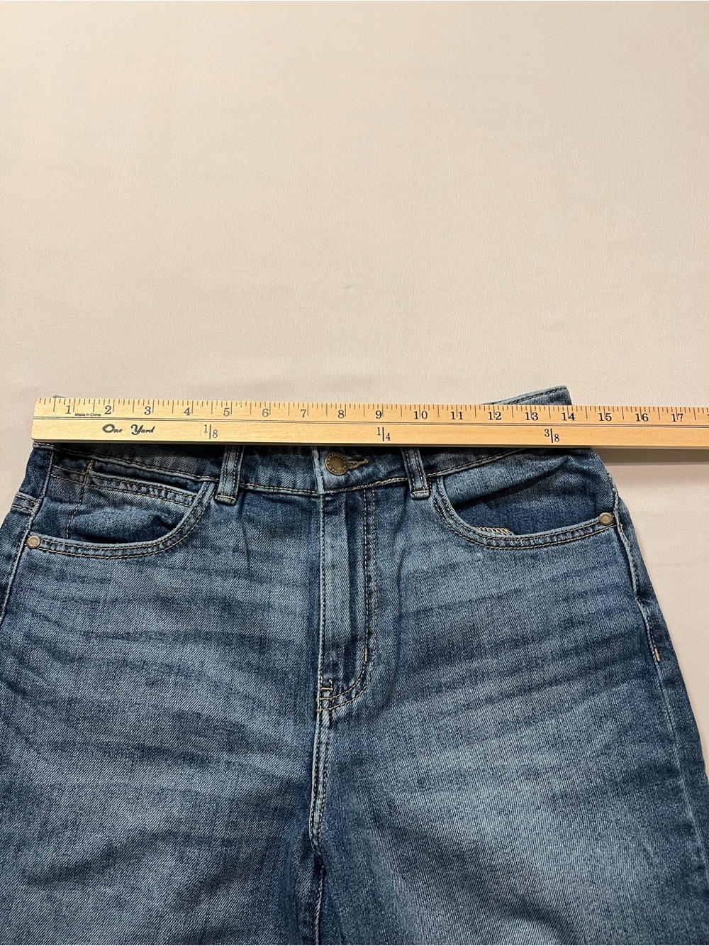 Wrangler Women's Mid-Rise Rolled Hem Jean Bermuda Shorts - Blue Size 4 - Picture 8 of 11